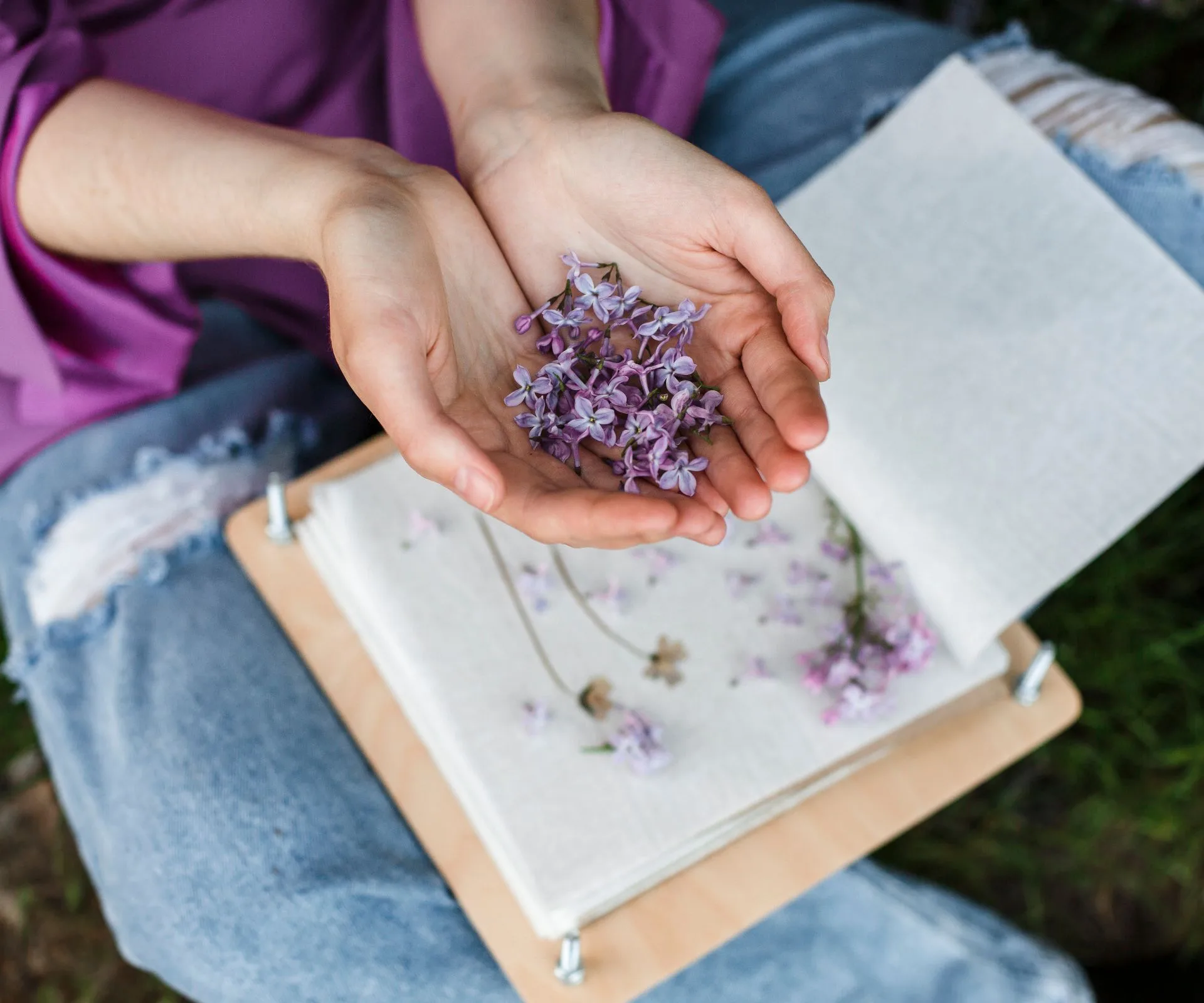 children pressing flowers