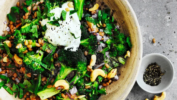 37 autumn salad recipes that will change your mind about cold-weather salads