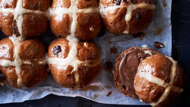 hot cross bun recipes choc cross buns