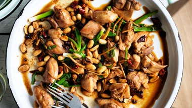 Kung pao chicken: a quick and easy dinner idea