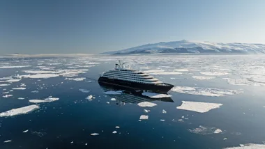 scenic tours east antarctica