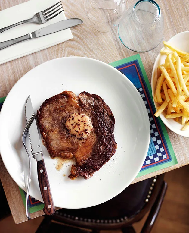 Minute steaks with red wine butter