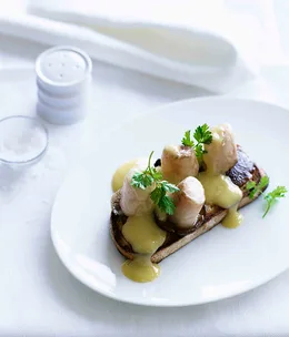 Mushrooms on toast with bone marrow and beurre blanc