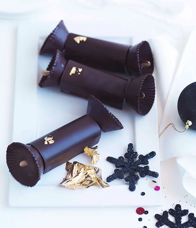 Adriano Zumbo: Gianduja Christmas crackers