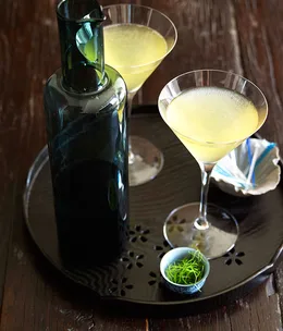 Kaffir Lime and Green Apple Martini
