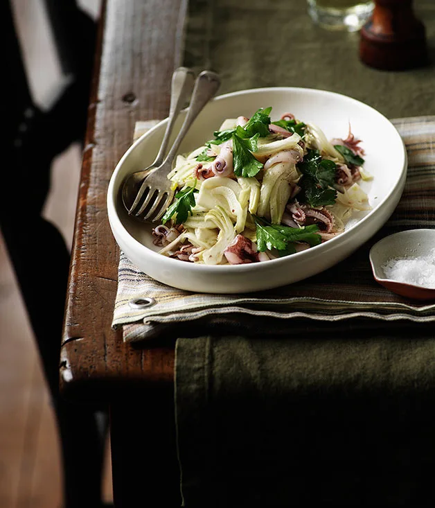 Squid with fennel and artichokes