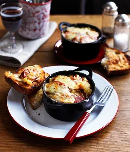 Melted P’tit Basque with chorizo and grilled bread