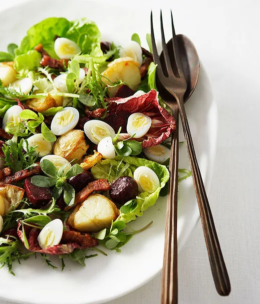 Quail egg, beetroot and bacon salad