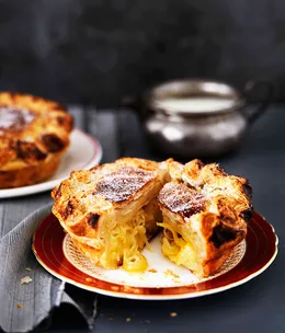 Shaker lemon pies