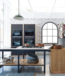 Eurolinx unveil a new showroom