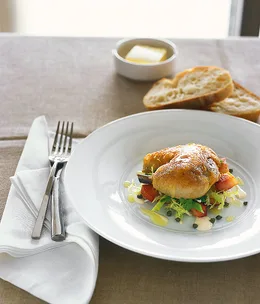 Chicken confit with sauteéd potatoes and endive