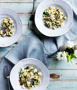 Orecchiette with broccoli, anchovies and homemade ricotta