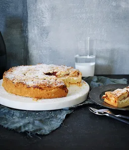 Fig jam and ricotta torta