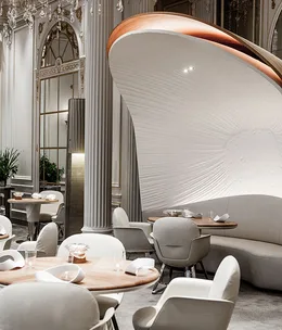Hôtel Plaza Athénée’s new menu