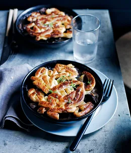 Beef, bacon rind and mushroom pot pies