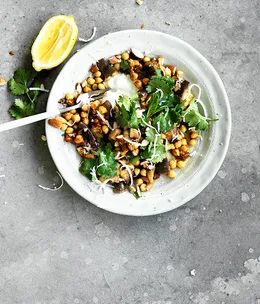 Chickpeas with steamed eggplant and almonds