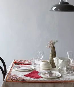 10 tips from stylists on how to throw the perfect party