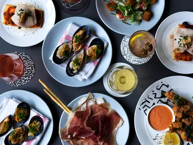 The Dolphin's Aperitivo Hour is one of our favourite aperitivi around Sydney along with Rosetta, Bacco and more.