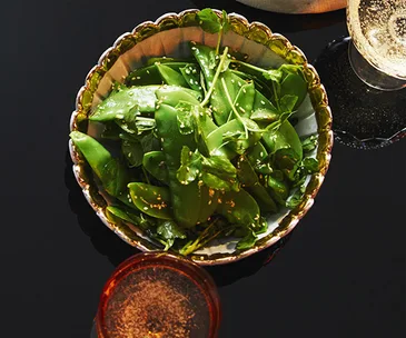 Snow pea salad with sesame dressing