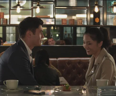 Crazy Rich Asians features many classic Singaporean dishes