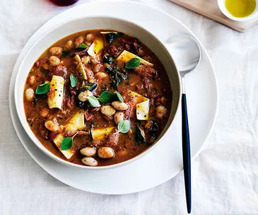 Ham hock, borlotti bean and pasta minestra with battuto lardo
