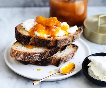 Apricot and orange-blossom jam