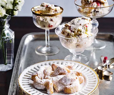 Gelato al torrone con pasta di mandorla (Nougat gelato with marzipan biscuits)