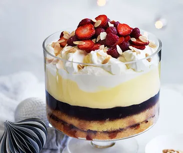Amontillado sherry and raspberry trifle