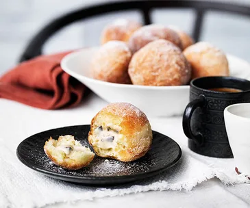 Tiramisù doughnuts