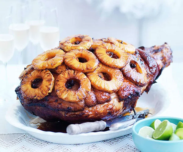 Baked ham with pineapple and star anise glaze