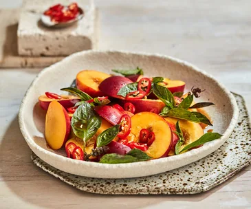 Hot and sour nectarine salad
