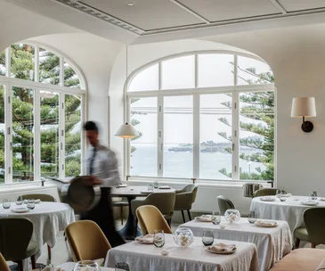 The dining room at Mimi's