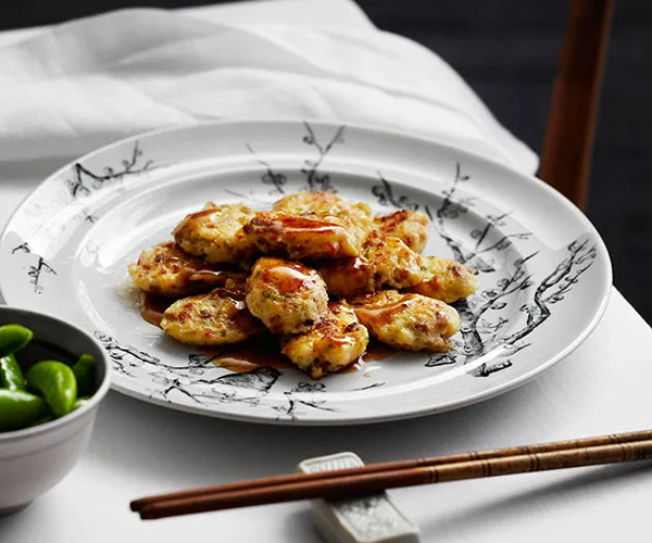 Pan-fried pei pa tofu with Chinese sausage and prawns (heung jin pei pa doufu)