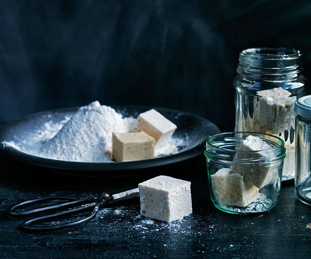 Vanilla malt marshmallows