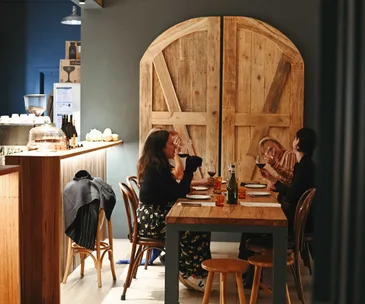 Fenton Food & Wine, a community-focused farm-to-table café and restaurant, opens in Melbourne