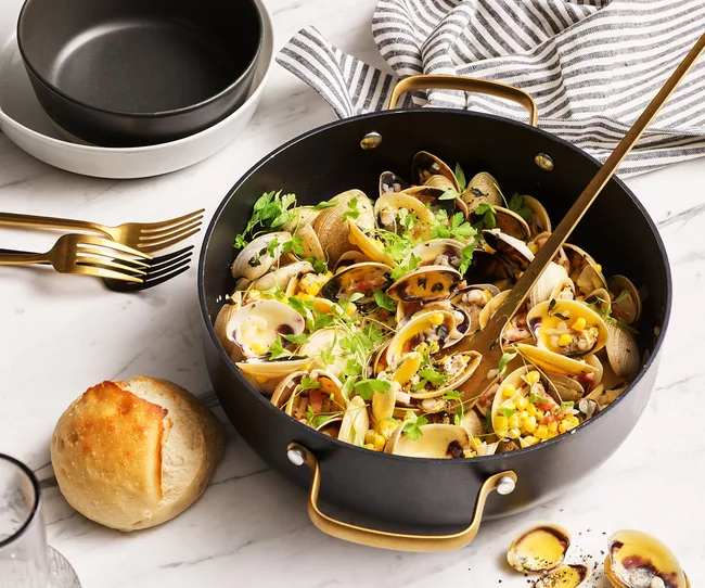 Clams with corn