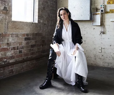 Portrait of female artist Thea Anamara Perkin