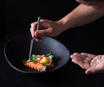 Review: Sydney’s Jung Sung isn’t afraid to mess with tradition