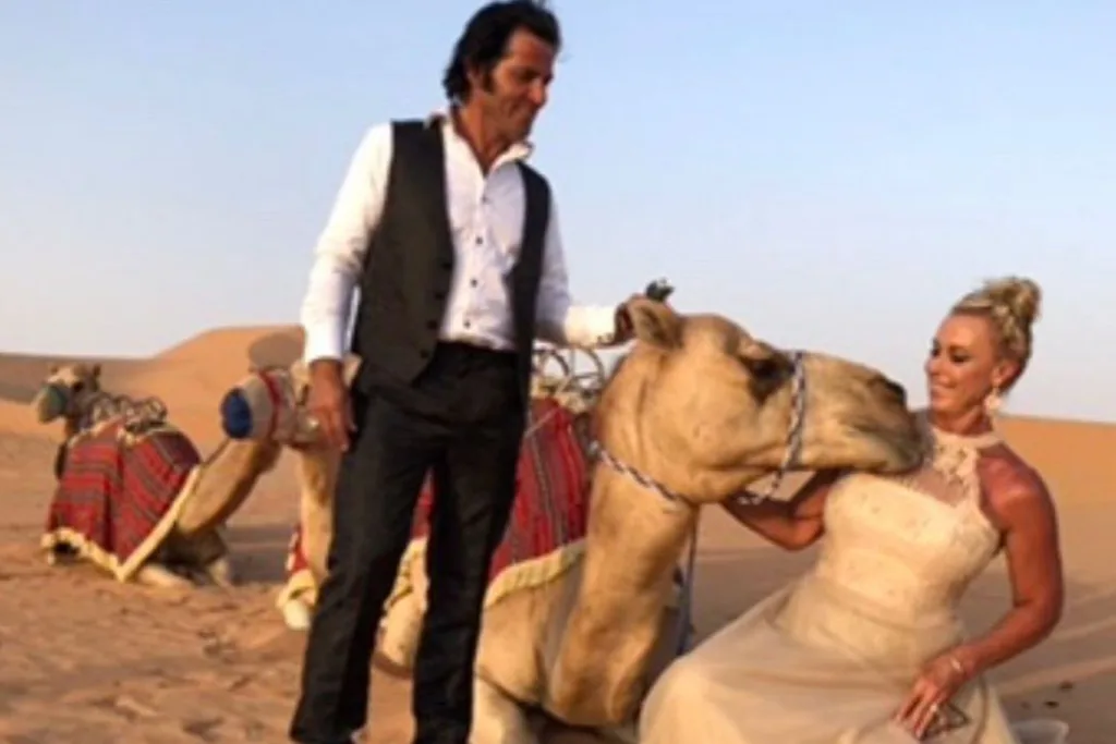 lisa curry mark tabone camels