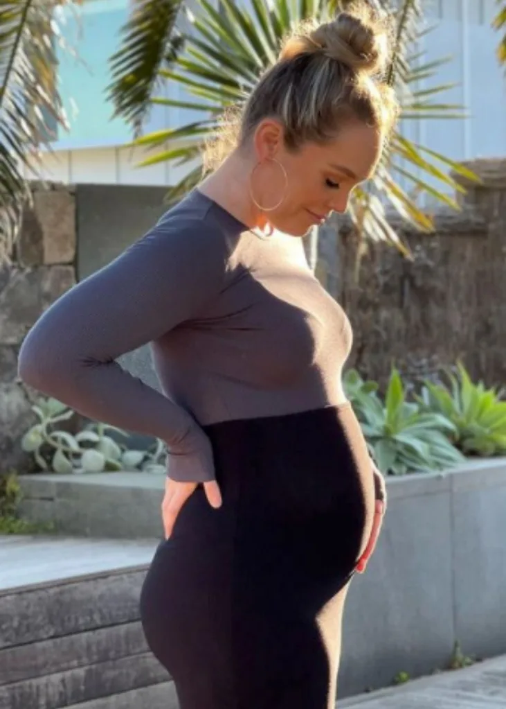 melissa-rawson-twins-pregnant