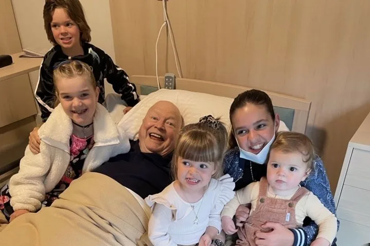 bert-newton-grandkids