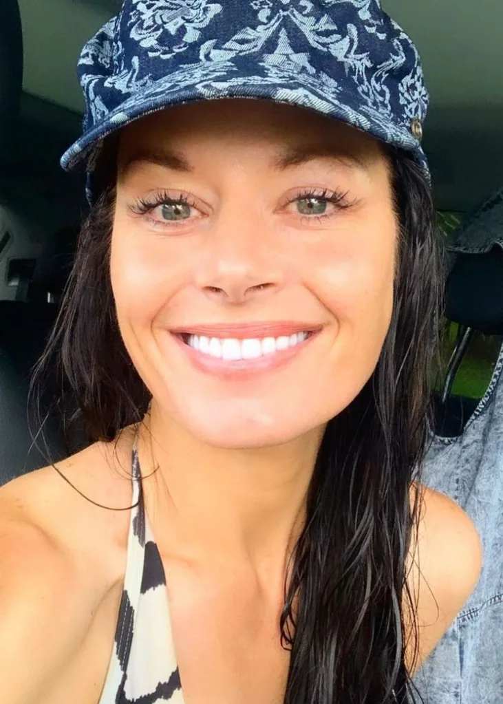 madeleine-west-blue-hat