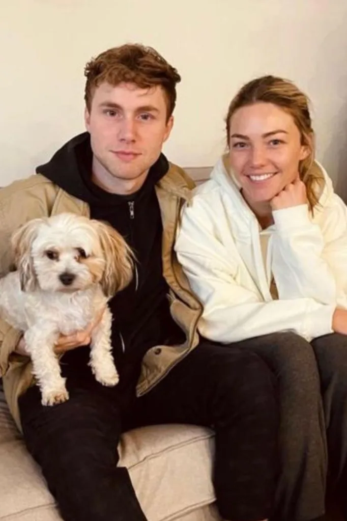 alex-sam-frost