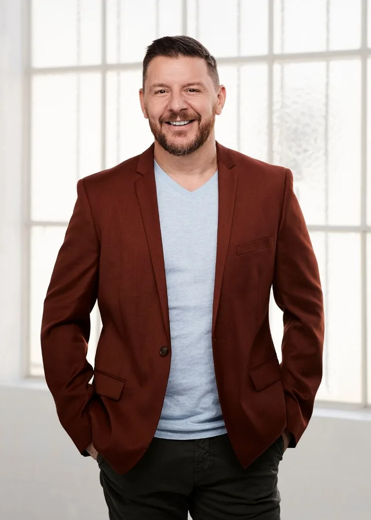 manu feildel