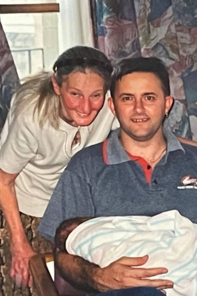 anthony-albanese-mum