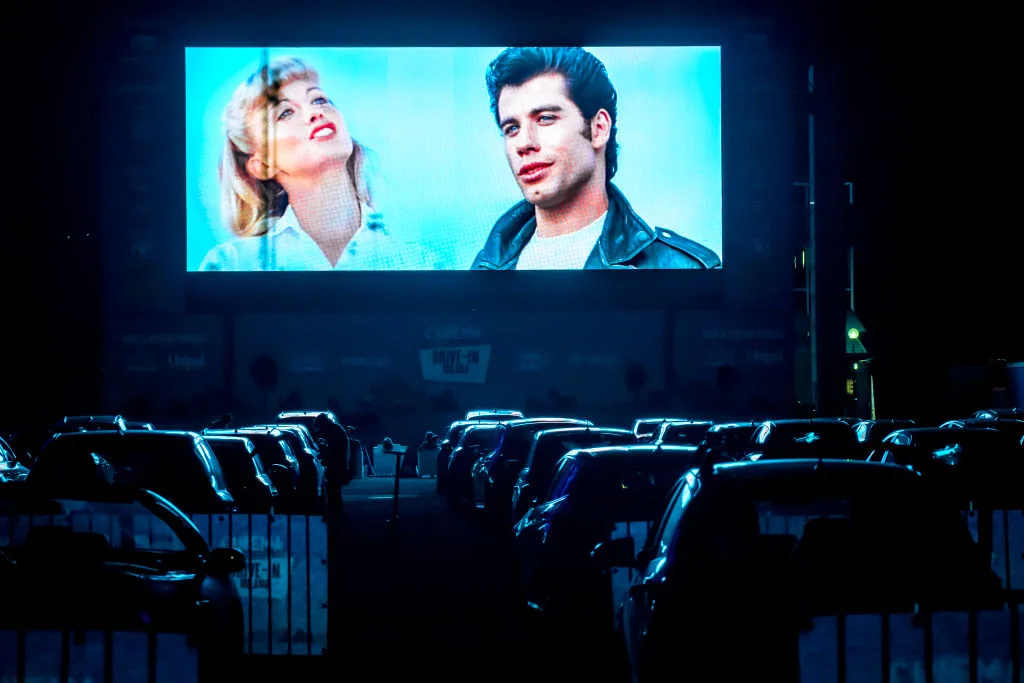 John-Travolta-Olivia-Newton-John-Grease