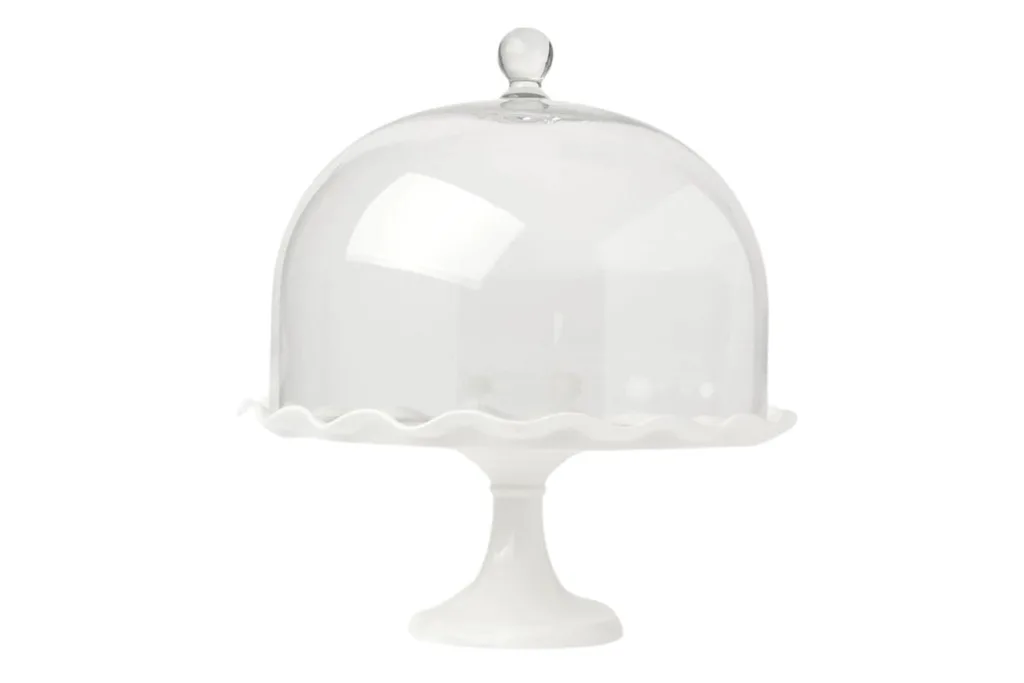 scalloped-edge-cake-stand