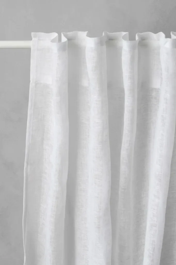 white-linen-curtains-cultiver