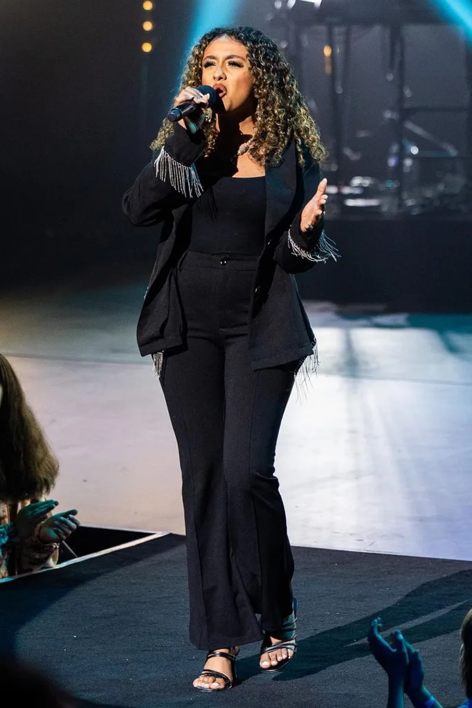 sharrin-australian-idol