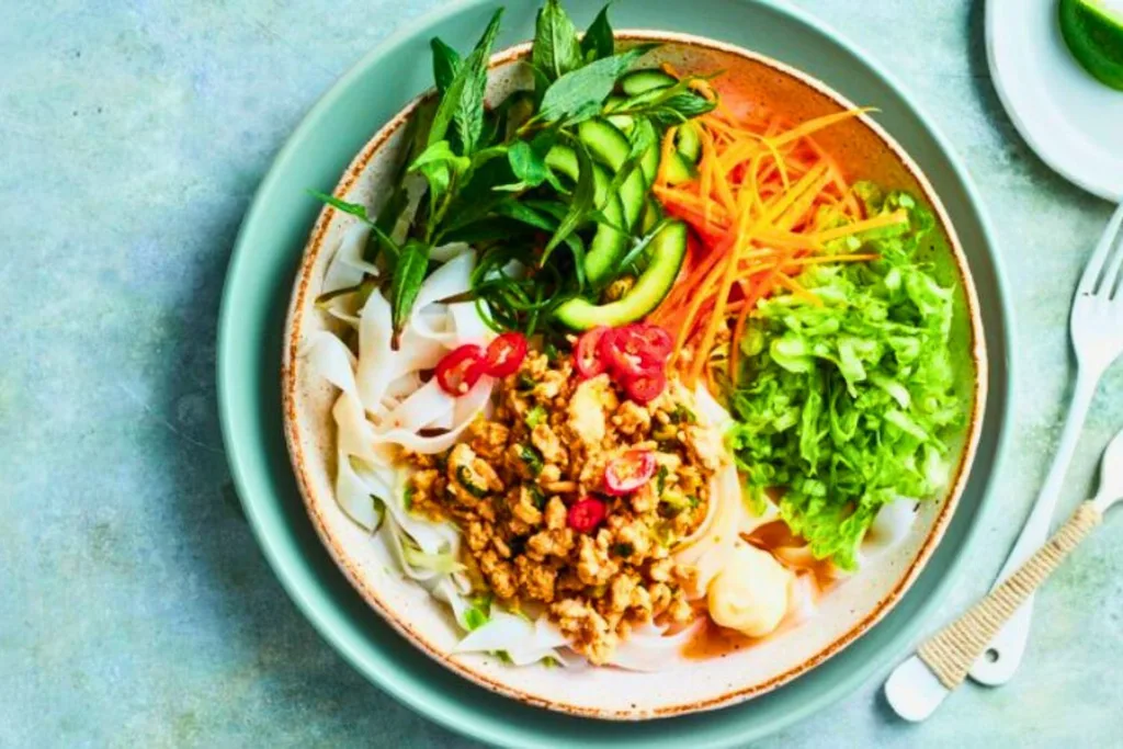 lemongrass-chicken-banh-mi-noodle-bowls